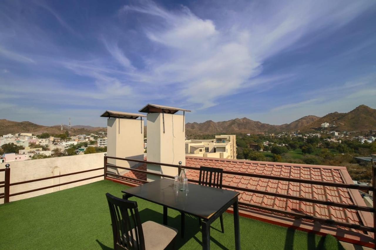 Hotel Dosa Plaza Udaipur Kültér fotó