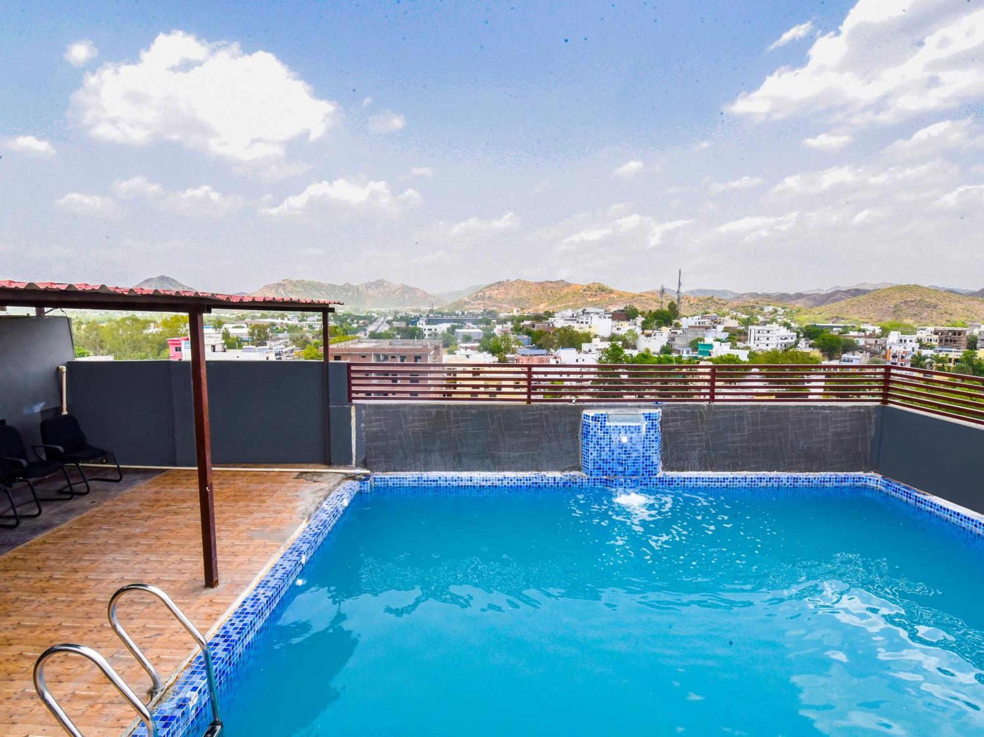 Hotel Dosa Plaza Udaipur Kültér fotó